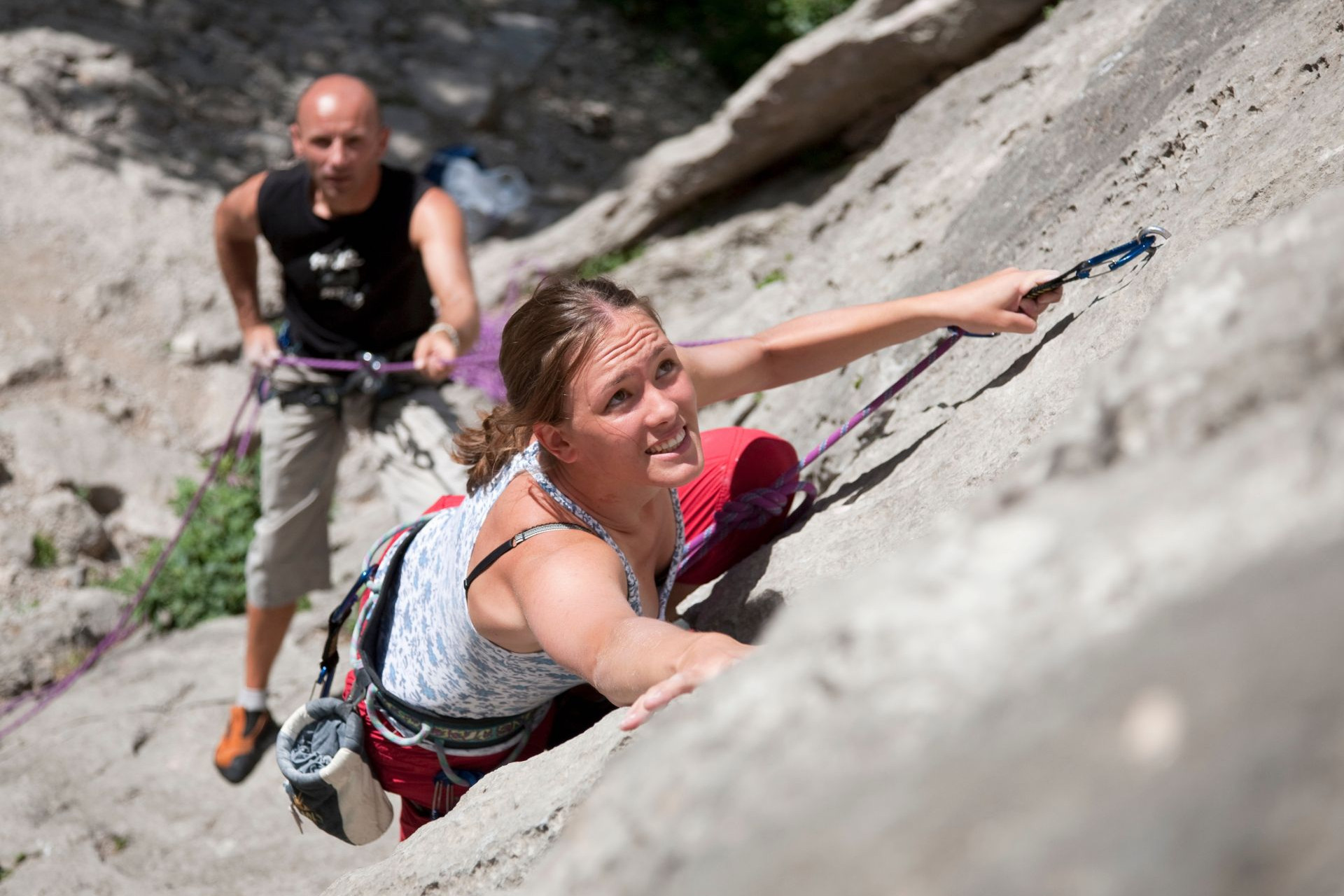 Hanging With Happy Shoulders 12 hanging with happy shoulders 01 uai