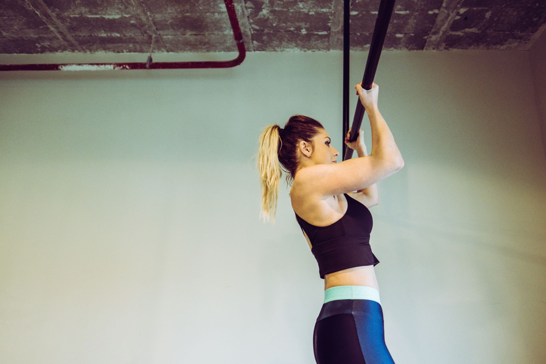 hanging-with-happy-shoulders-02 3 hanging with happy shoulders 02